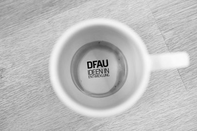 Gute Inhalte für Ihr Webdesign und Kaffeetassen